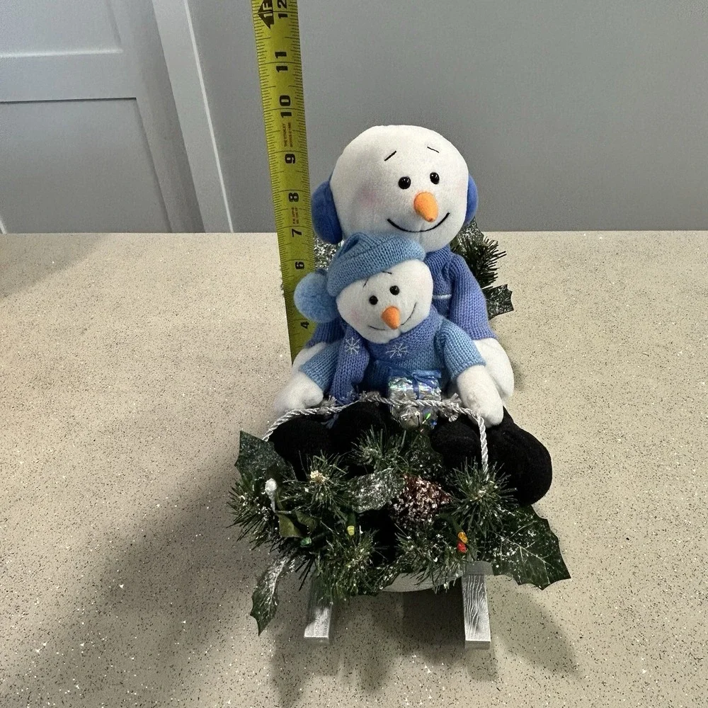 Avon Gift Collection A Magical Winter Sleigh Ride Musical Lights - Snowman‎